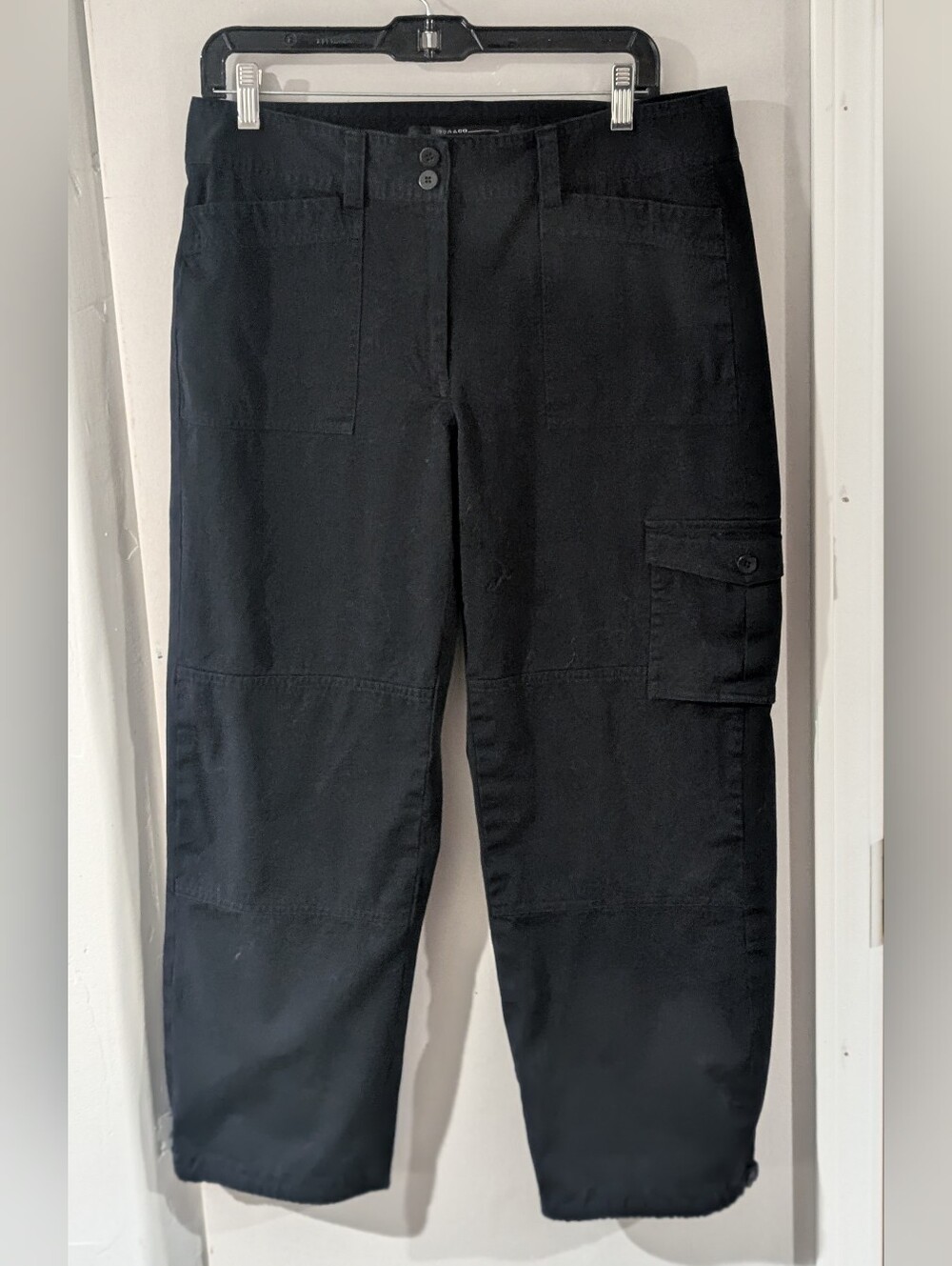 Women’s Black Cargo Pants with Utility Pocket